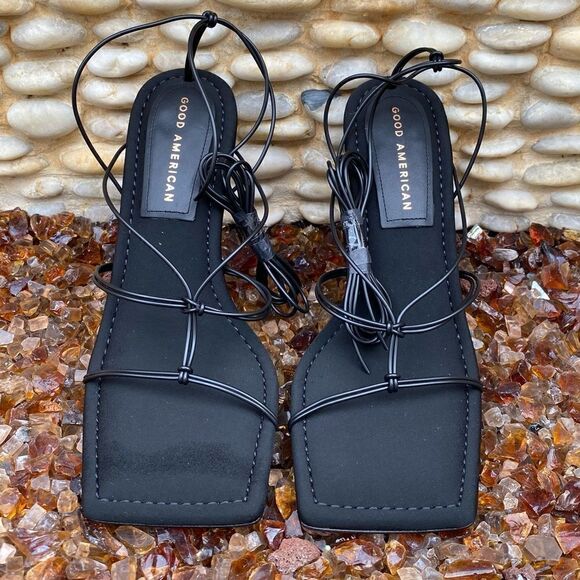New (NIB): Good American Caged Slanted Sandals in Neoprene Black size 7.5 - Picture 3 of 13